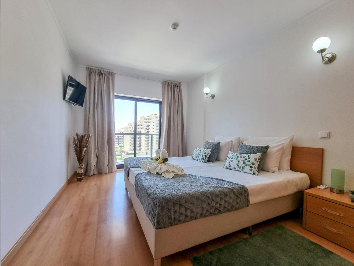 Apartment Rocha Tower Lovely Портиман Екстериор снимка